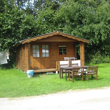 Hjemstavnsgardens & Campsite 3*