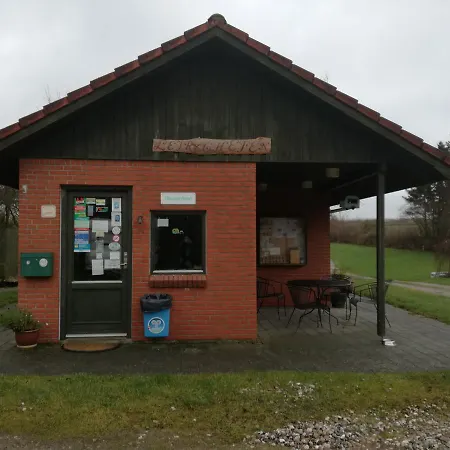 亚姆斯塔加登露营地酒店 营地 Glamsbjerg