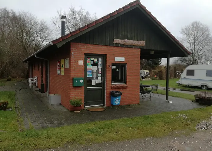 キャンプ場 Hjemstavnsgardens & Glamsbjerg